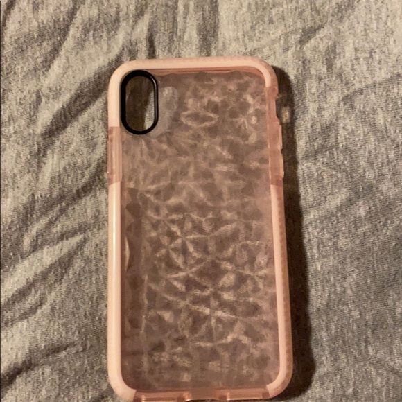 Phone cases - Picture 2 of 16